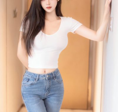 周周不吃香菜(秀人网) – 秀人内部私购无水印照片套图合集2套 750MB